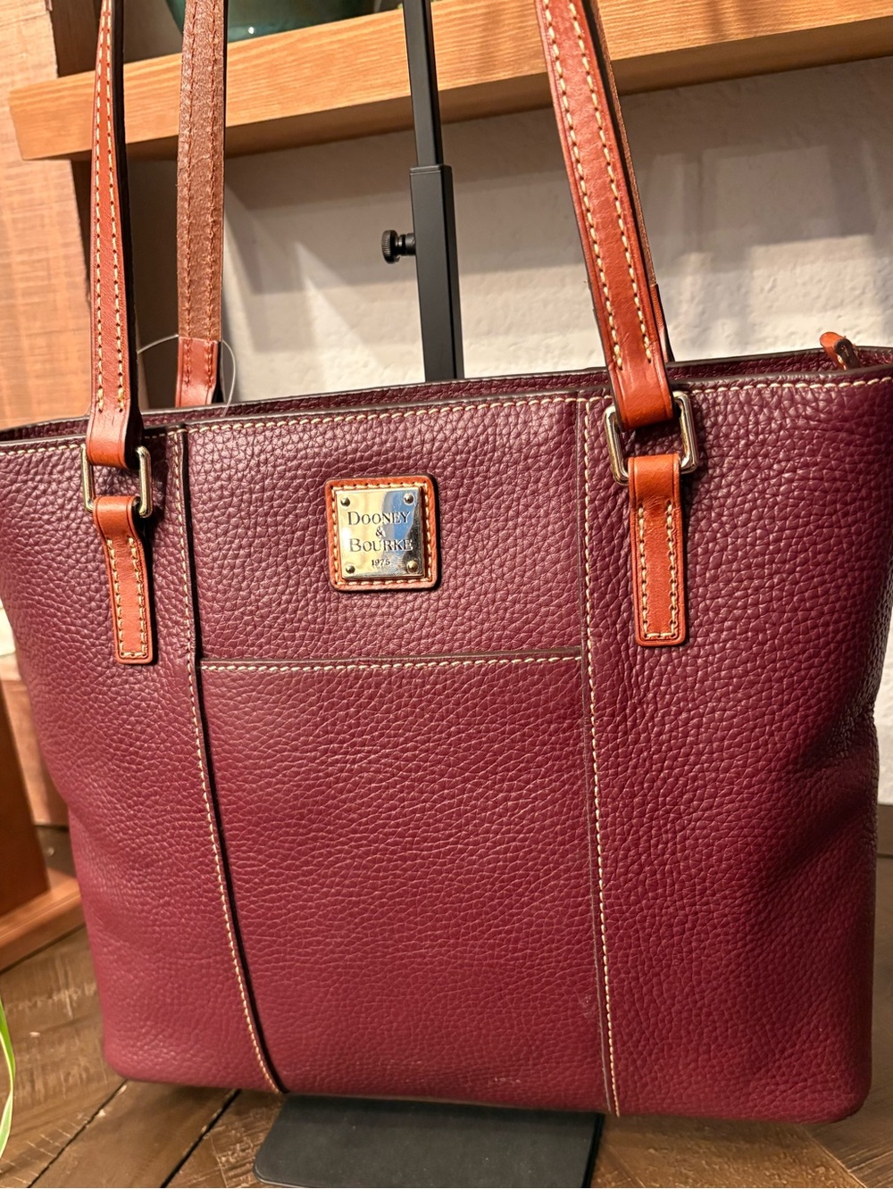 Dooney & Bourke Pebble Grain Shopper Tote Burgundy Wine Leather NWOT - Picture 2 of 12